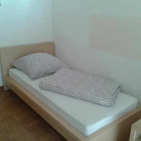 Tuzzini Koln-apartments Lejlighed